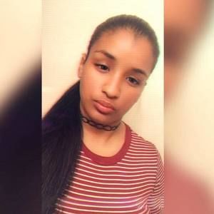 Meet your Posher, Rafelina